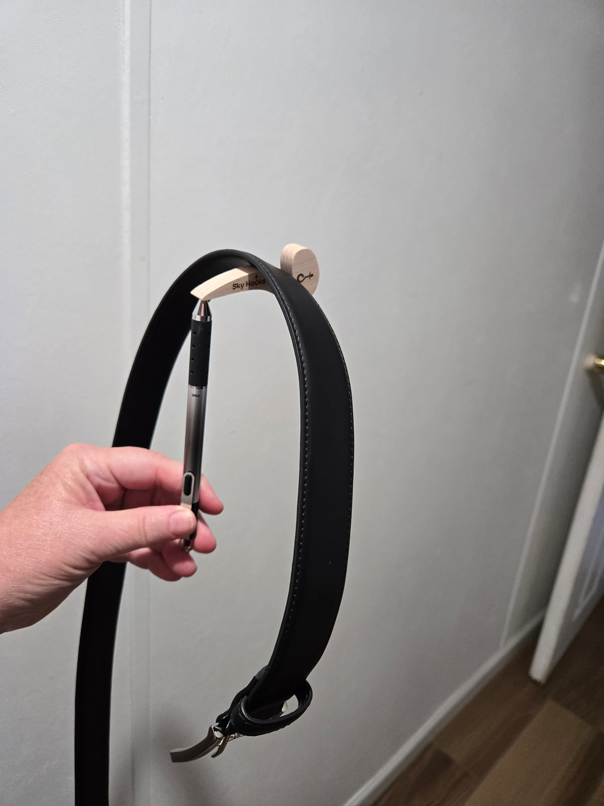 1-Sky Hook